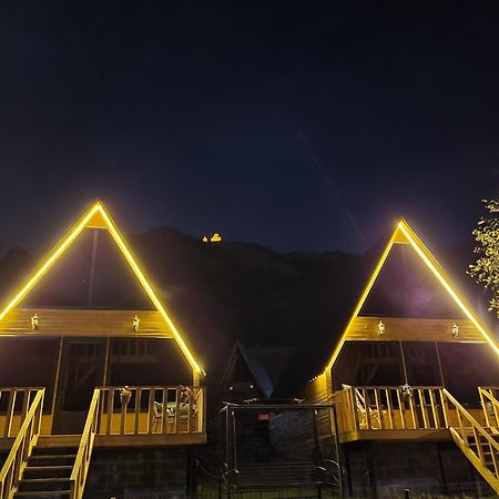 Pine Chalet Kazbegi Luaran gambar