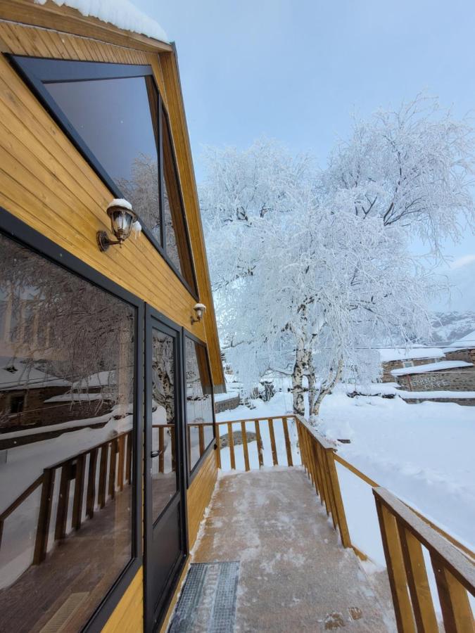 Pine Chalet Kazbegi Luaran gambar