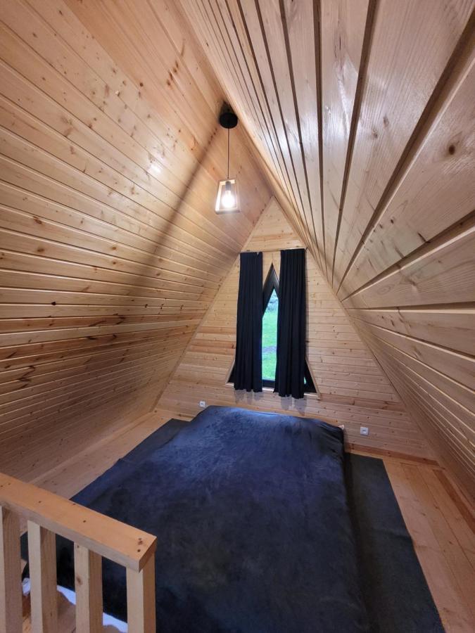 Pine Chalet Kazbegi Luaran gambar