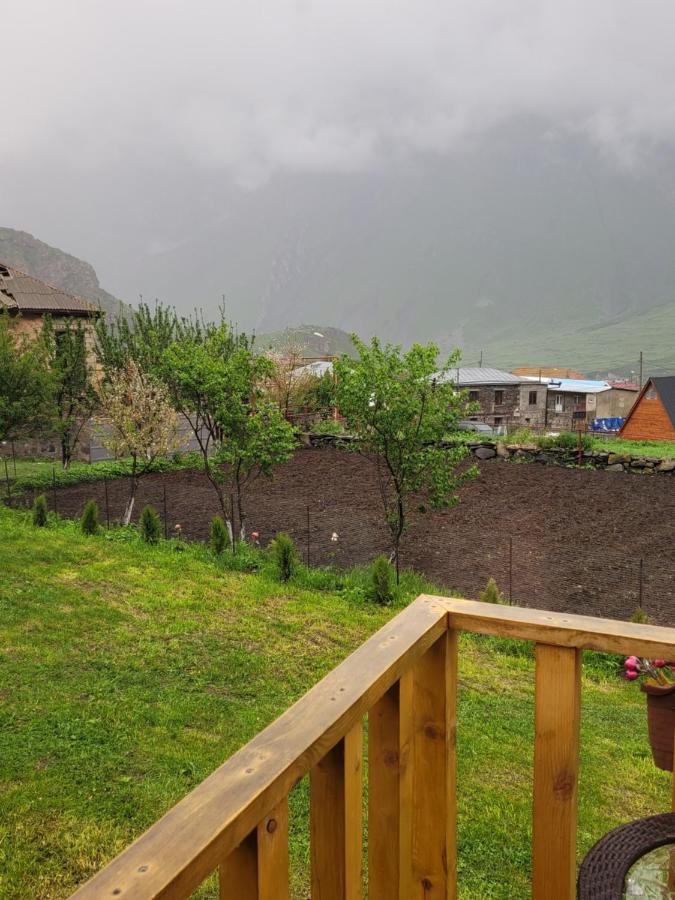 Pine Chalet Kazbegi Luaran gambar