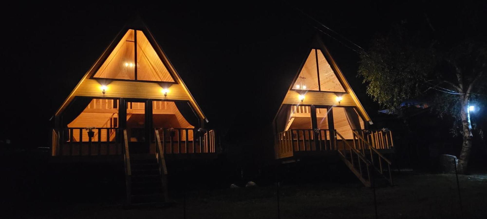 Pine Chalet Kazbegi Bilik gambar